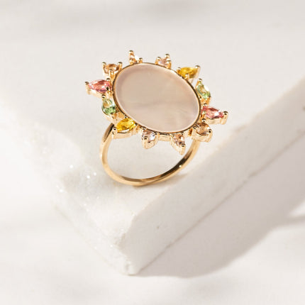 Mother of pearls colourful ring