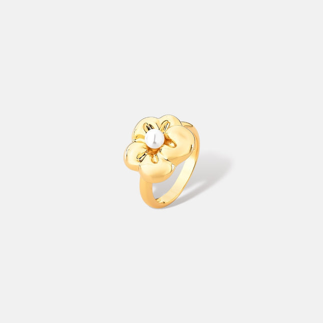 Flower pearls ring