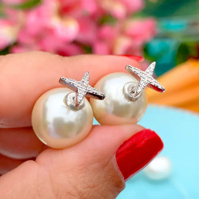 Pearls and zirconia earrings