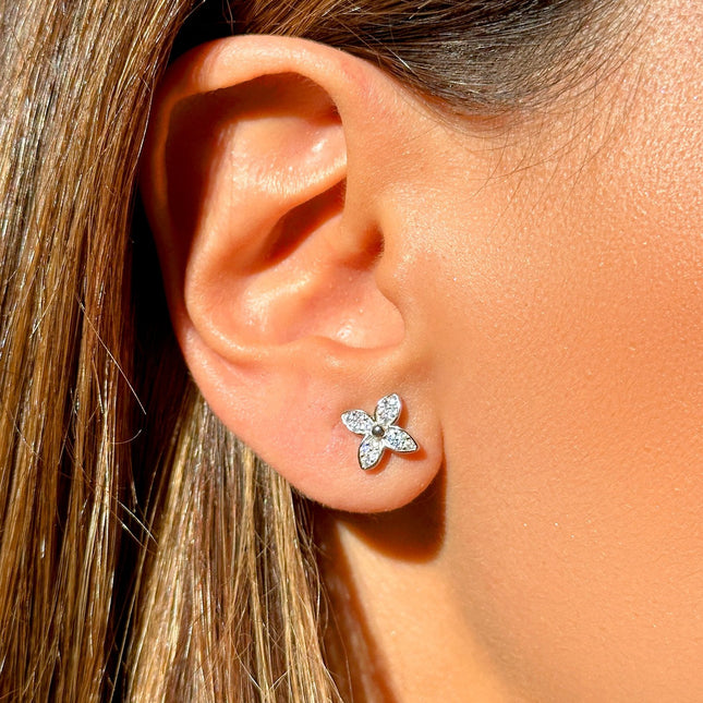 Sterling silver flower zirconia earrings