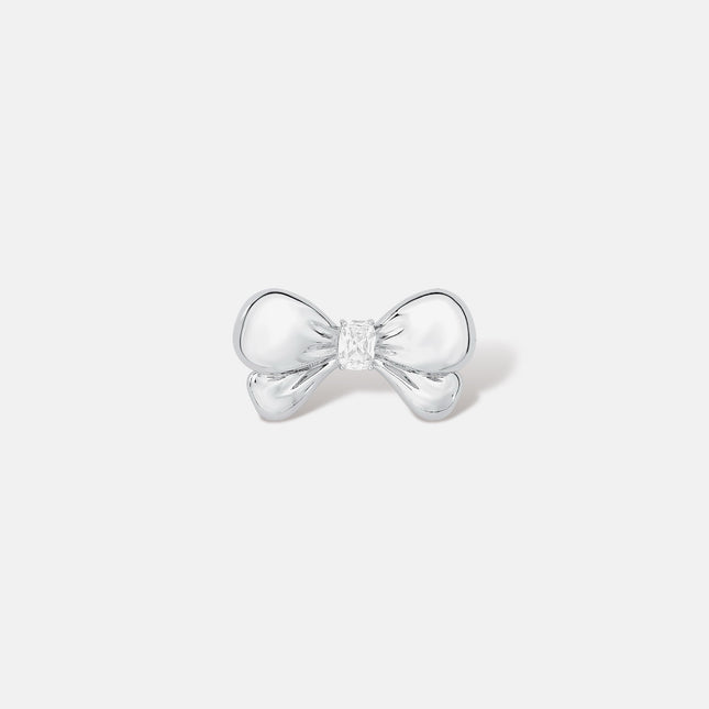 Lace brooch