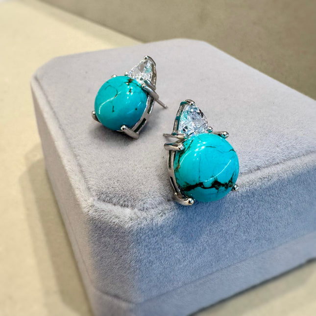 Sterling silver reconstituted turquoise earring