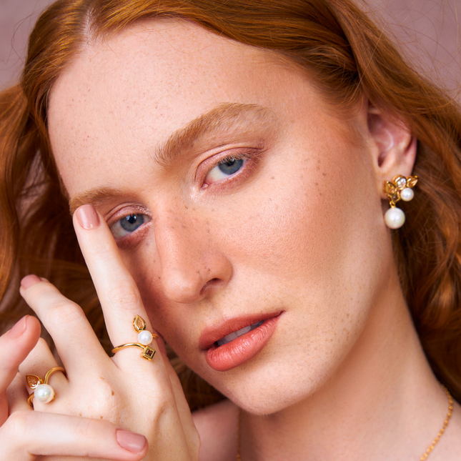 Pearls colourful ring