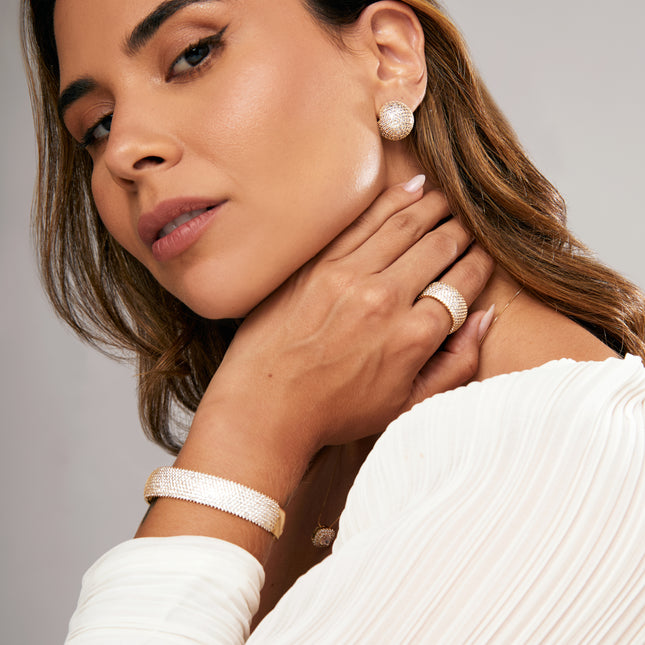 Thick bangle zirconia studded