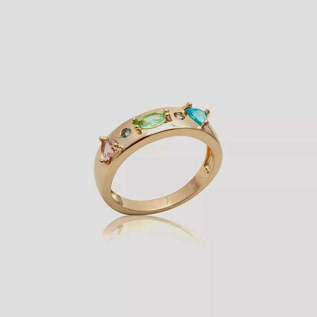 Colourful crystal ring