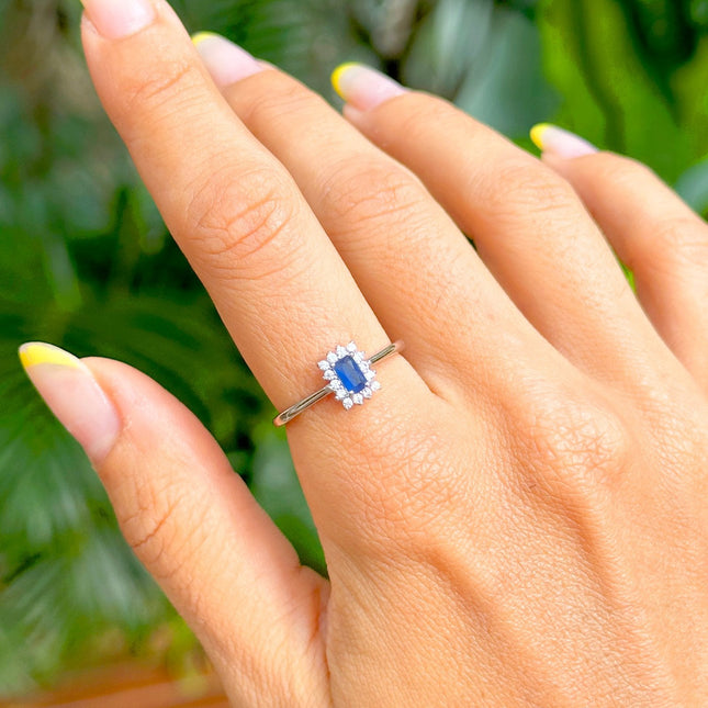Rectangle sapphire ring