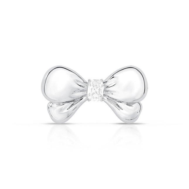 Lace brooch
