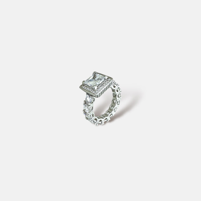 Square zirconia ring