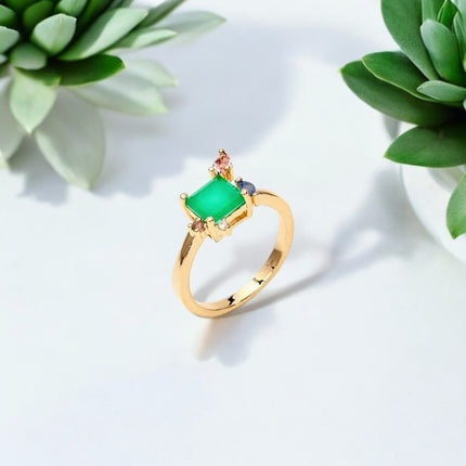 Emerald crystal ring